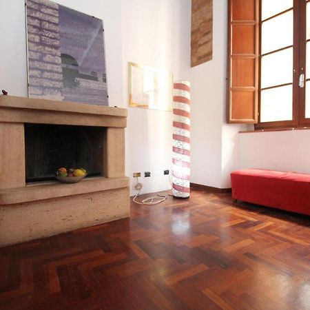 Logge Del Papa Apartment 锡耶纳 外观 照片